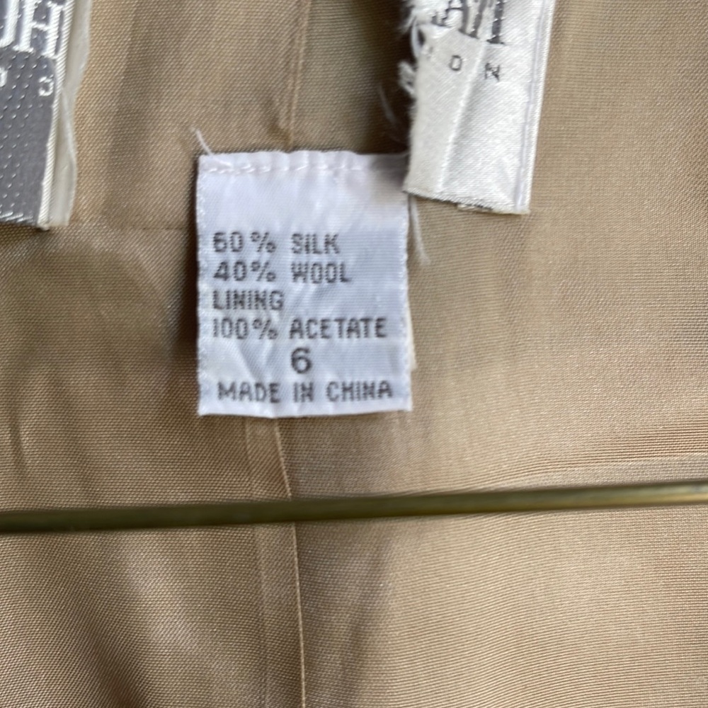 Hugo Buscati Jacket - Picture 3 of 6
